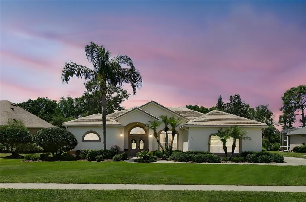 Recently Sold: $625,000 (3 beds, 3 baths, 2627 Square Feet)