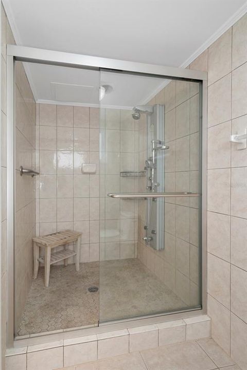 На продажу: $499,000 (2 спален, 2 ванн, 2210 Квадратных фут)