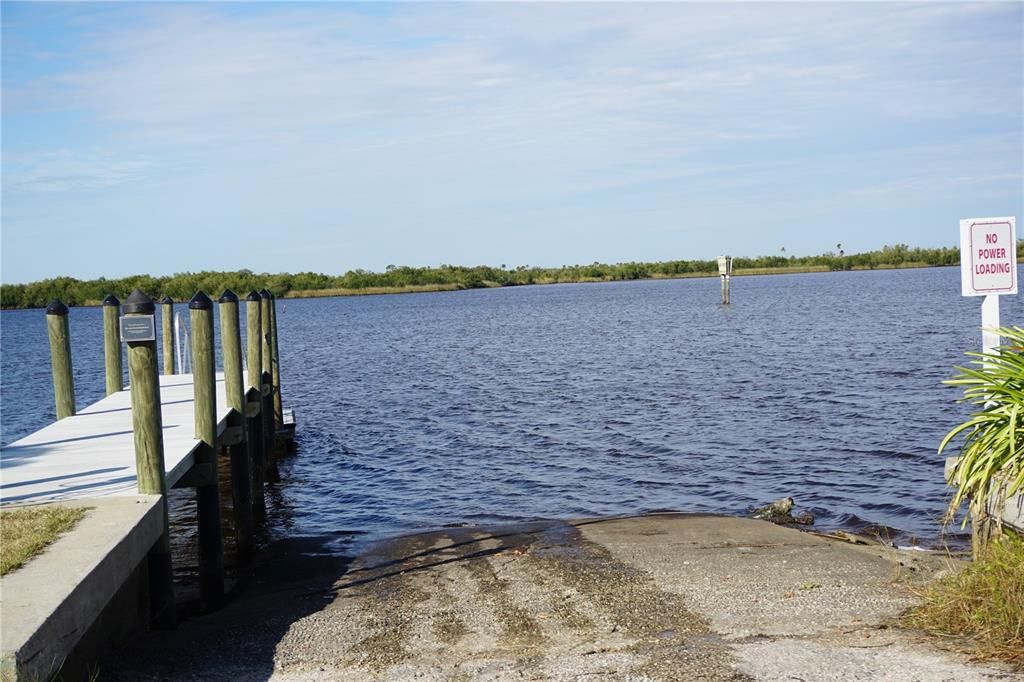 For Sale: $599,900 (3 beds, 2 baths, 1932 Square Feet)