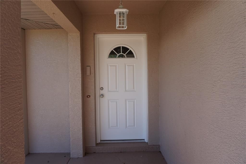 For Sale: $599,900 (3 beds, 2 baths, 1932 Square Feet)