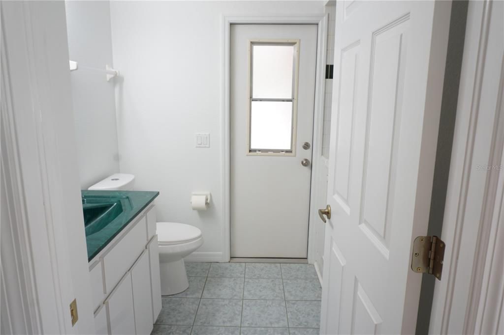 For Sale: $599,900 (3 beds, 2 baths, 1932 Square Feet)