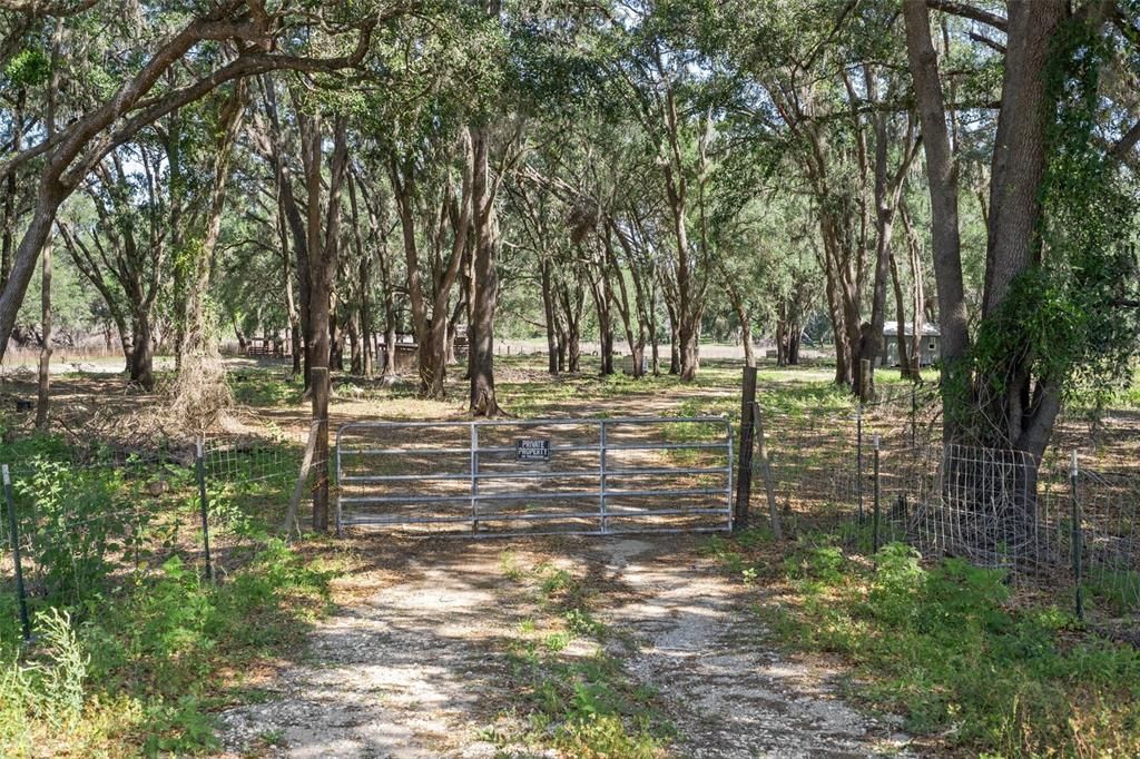 Activo con contrato: $184,900 (4.50 acres)