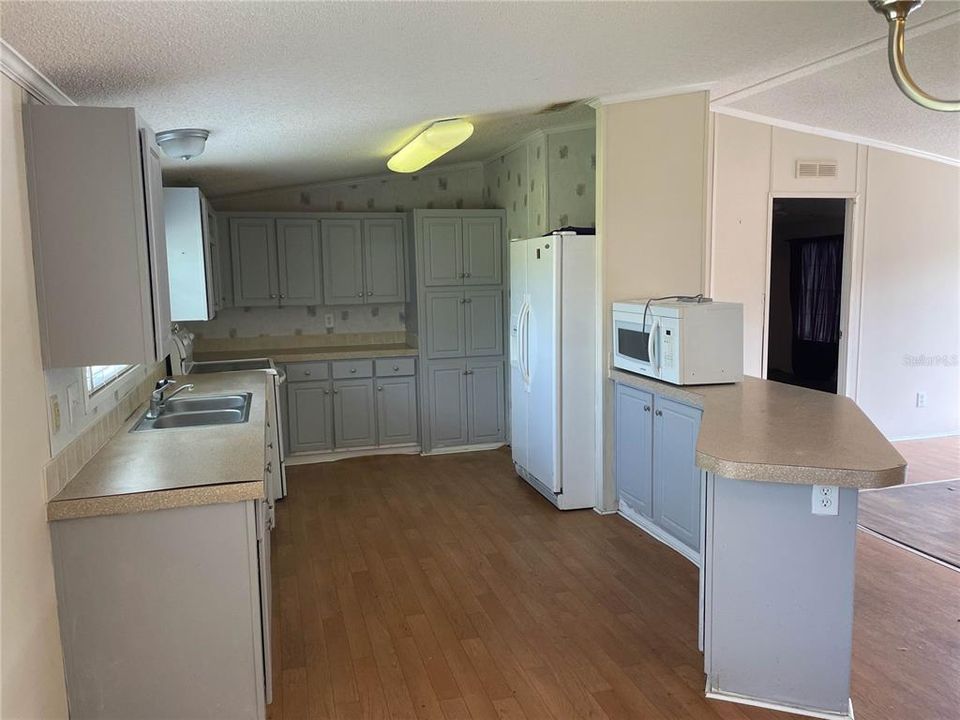 Activo con contrato: $145,000 (3 camas, 2 baños, 1512 Pies cuadrados)