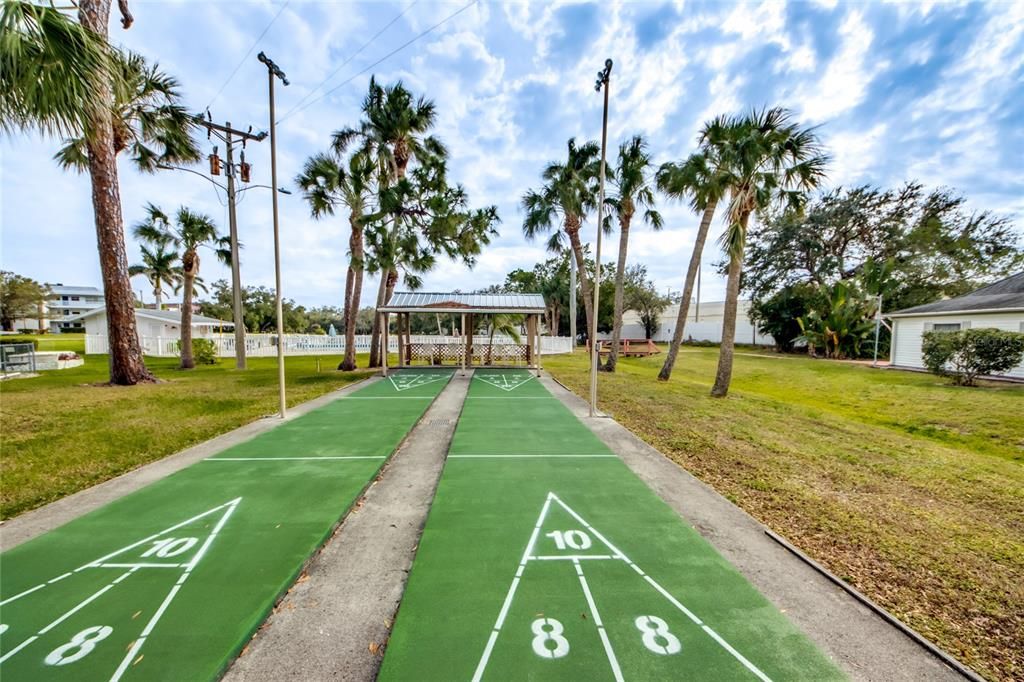 For Sale: $74,900 (2 beds, 1 baths, 1056 Square Feet)