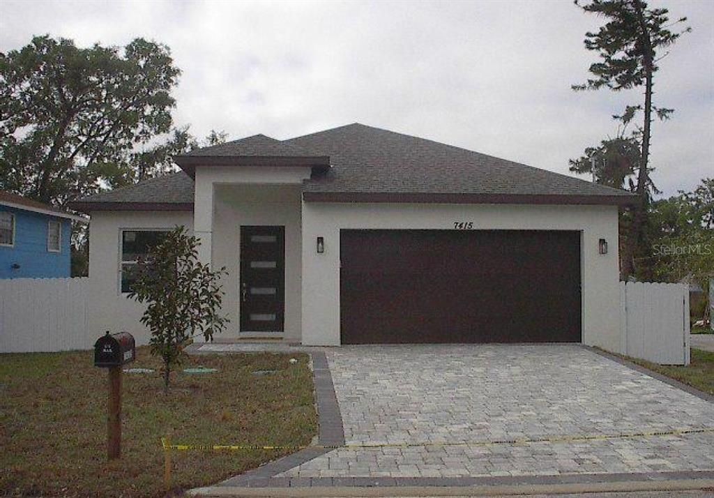 Recently Sold: $400,000 (3 beds, 2 baths, 1538 Square Feet)