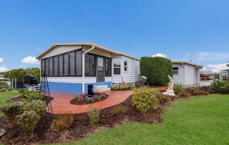 For Rent: $3,000 (2 beds, 2 baths, 1620 Square Feet)