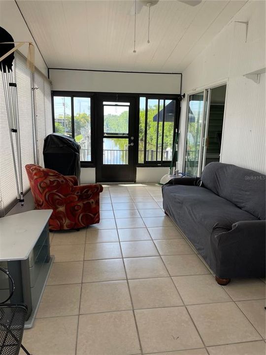 For Rent: $3,000 (2 beds, 2 baths, 1620 Square Feet)