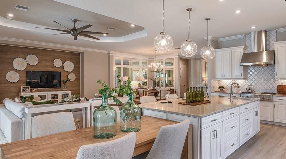 Под контрактом: $1,629,522 (3 спален, 3 ванн, 3143 Квадратных фут)