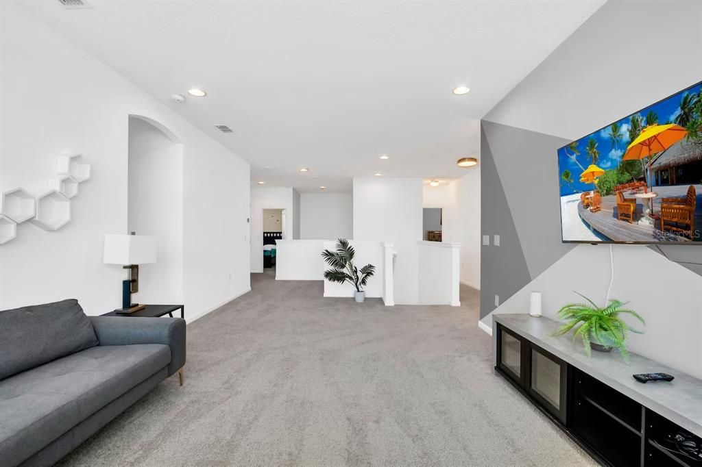 待售: $839,900 (8 贝兹, 5 浴室, 3248 平方英尺)