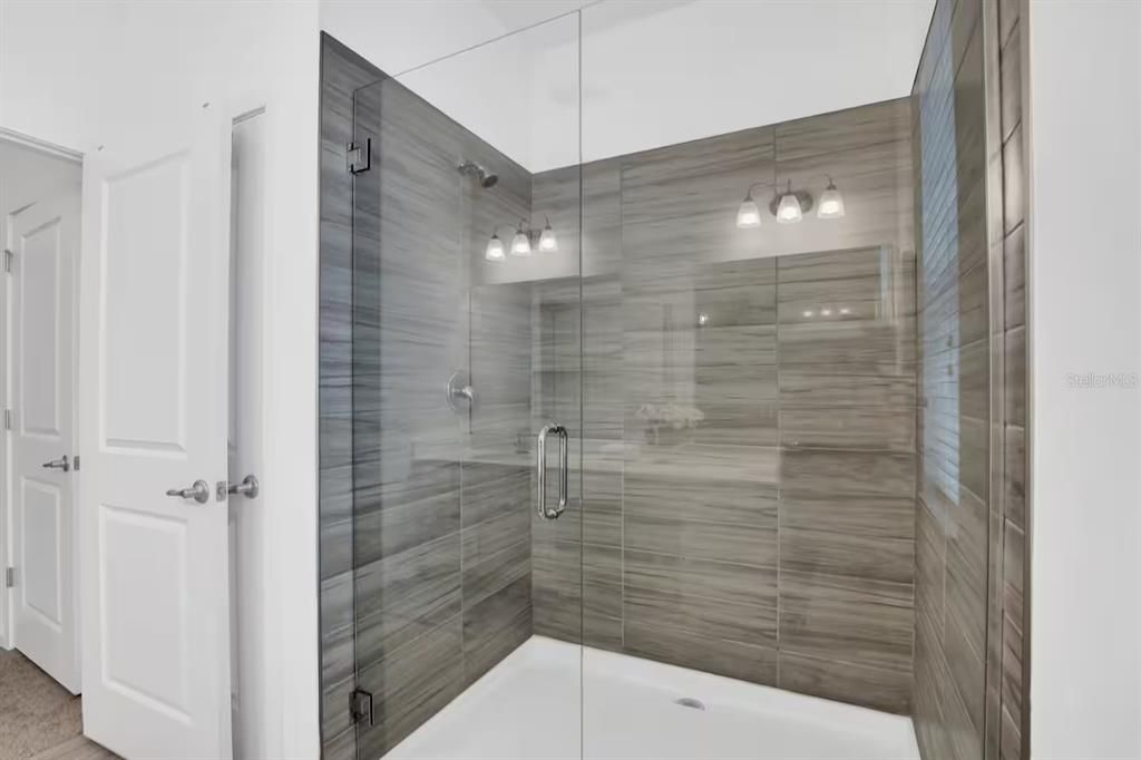 待售: $839,900 (8 贝兹, 5 浴室, 3248 平方英尺)