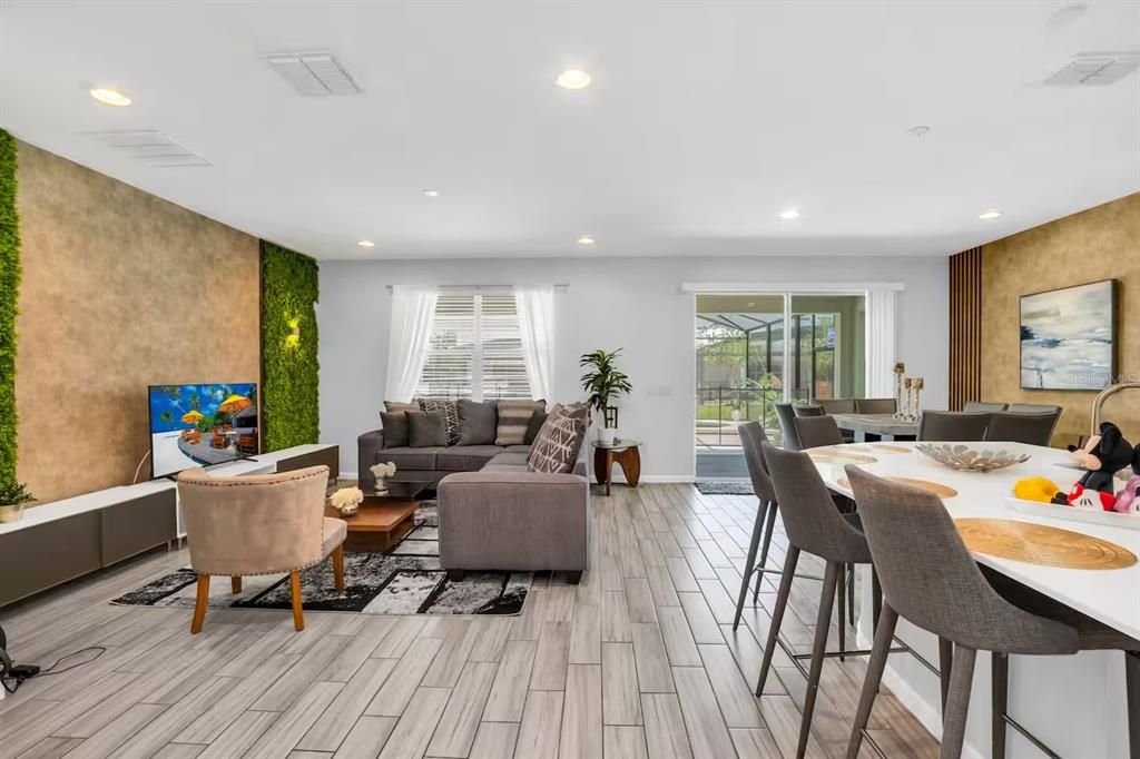 待售: $839,900 (8 贝兹, 5 浴室, 3248 平方英尺)