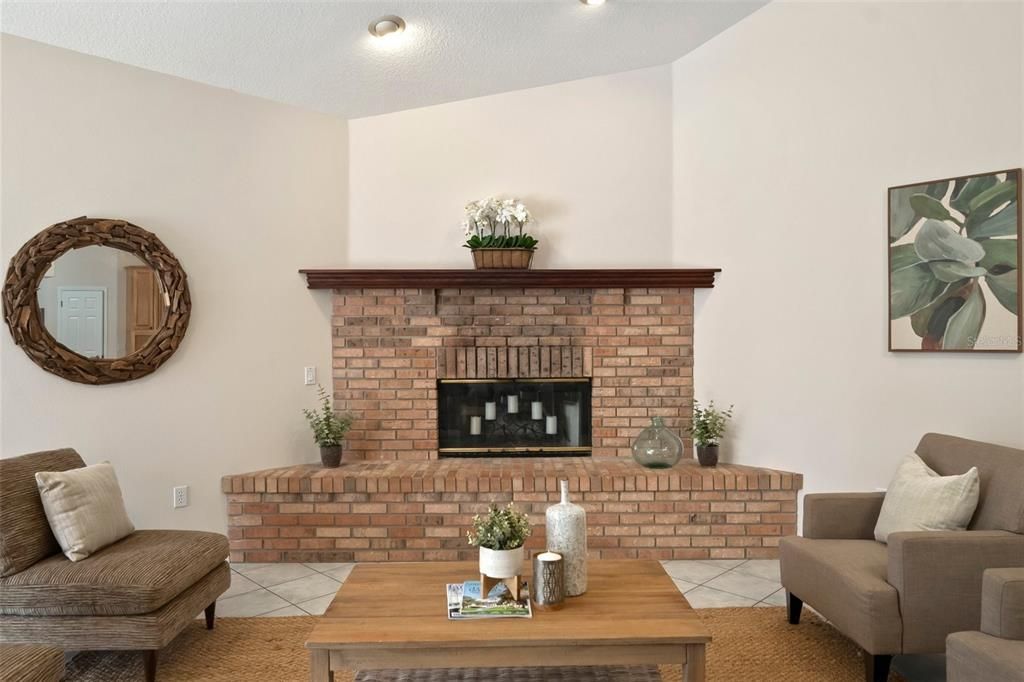 На продажу: $1,950,000 (7 спален, 5 ванн, 5250 Квадратных фут)