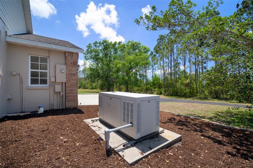 На продажу: $1,950,000 (7 спален, 5 ванн, 5250 Квадратных фут)