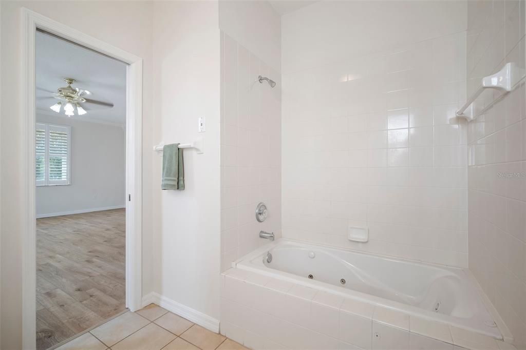 На продажу: $1,950,000 (7 спален, 5 ванн, 5250 Квадратных фут)