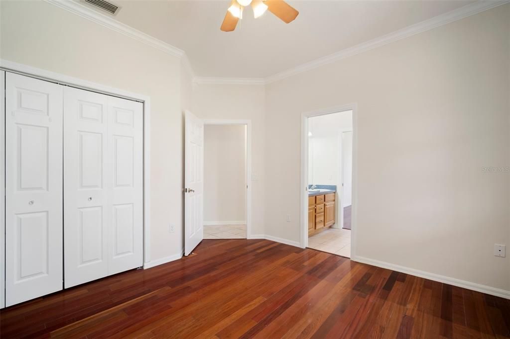 На продажу: $1,950,000 (7 спален, 5 ванн, 5250 Квадратных фут)