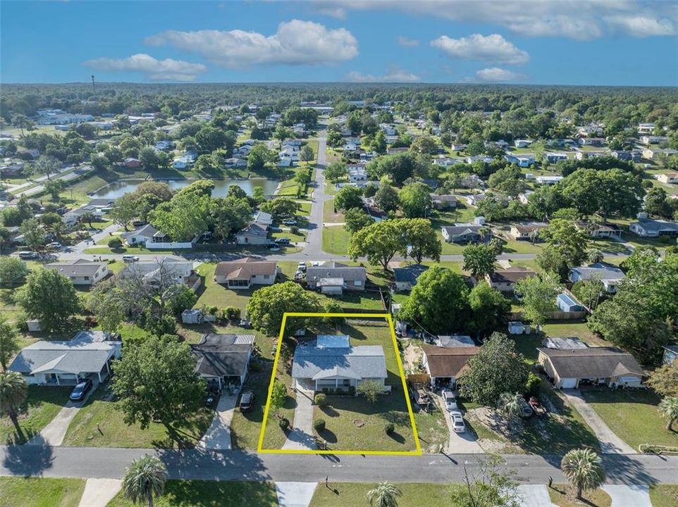 Под контрактом: $145,000 (2 спален, 1 ванн, 932 Квадратных фут)