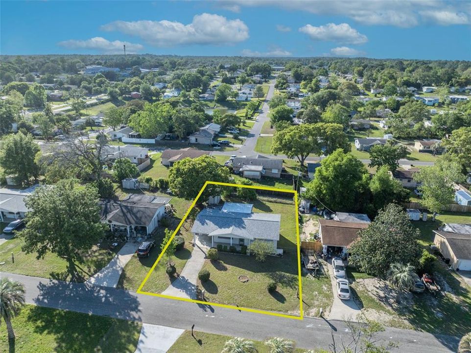 Под контрактом: $145,000 (2 спален, 1 ванн, 932 Квадратных фут)