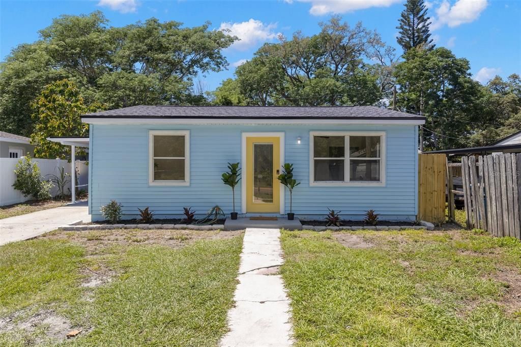 Recently Sold: $288,740 (3 beds, 2 baths, 952 Square Feet)