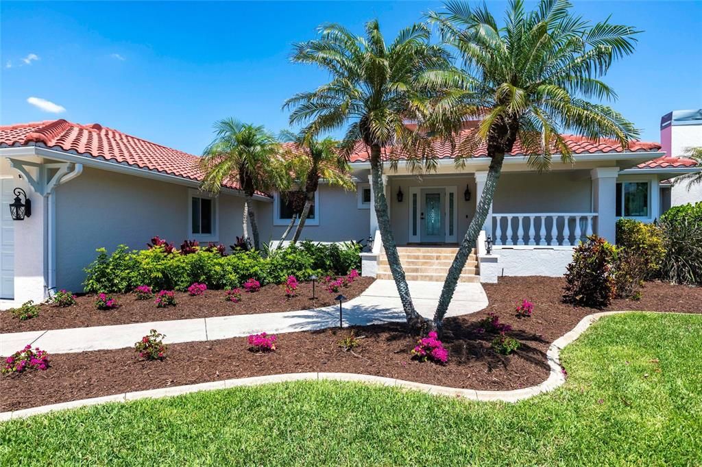 待售: $3,099,000 (5 贝兹, 3 浴室, 3211 平方英尺)