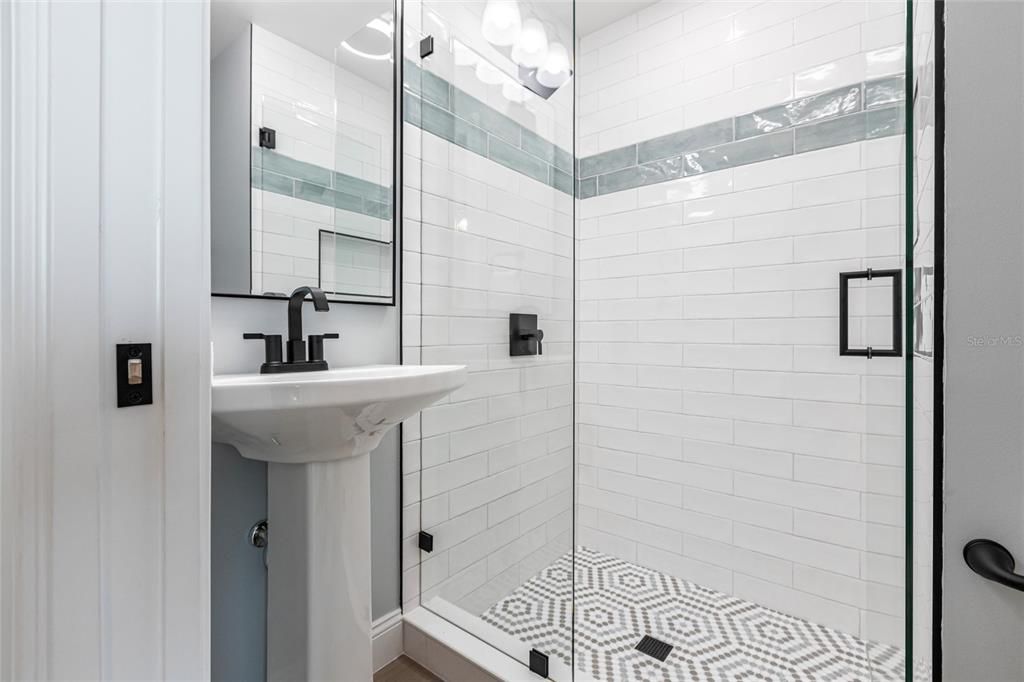 待售: $3,099,000 (5 贝兹, 3 浴室, 3211 平方英尺)