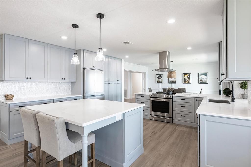 待售: $3,099,000 (5 贝兹, 3 浴室, 3211 平方英尺)