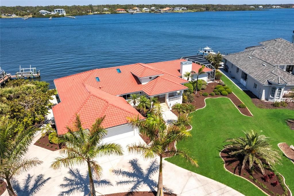 待售: $3,099,000 (5 贝兹, 3 浴室, 3211 平方英尺)