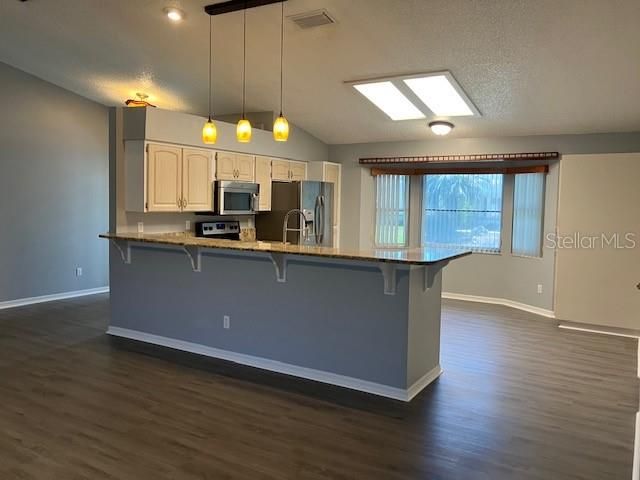 На продажу: $270,000 (3 спален, 2 ванн, 1964 Квадратных фут)