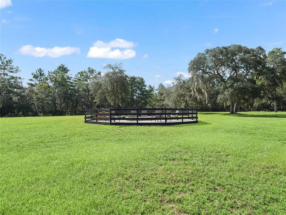 For Sale: $1,100,000 (3 beds, 2 baths, 2132 Square Feet)