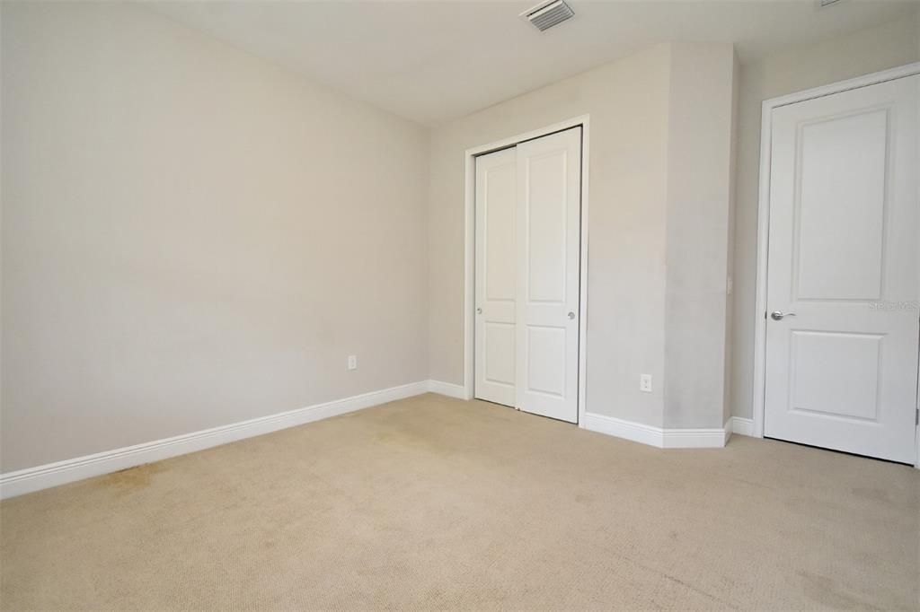 Activo con contrato: $574,000 (3 camas, 2 baños, 1709 Pies cuadrados)