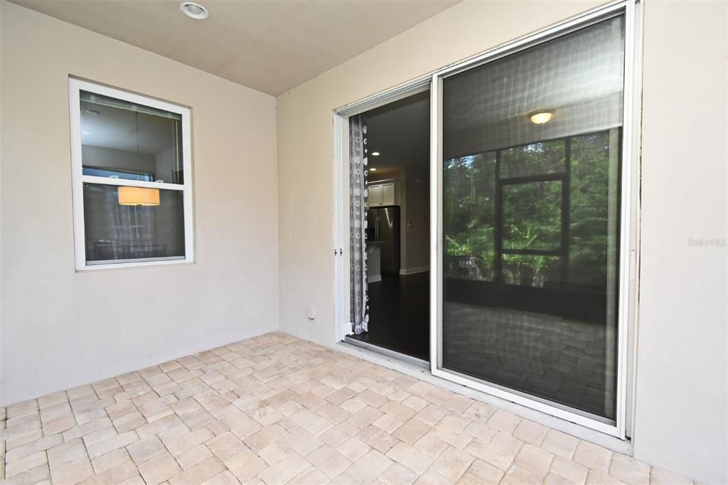 Activo con contrato: $574,000 (3 camas, 2 baños, 1709 Pies cuadrados)