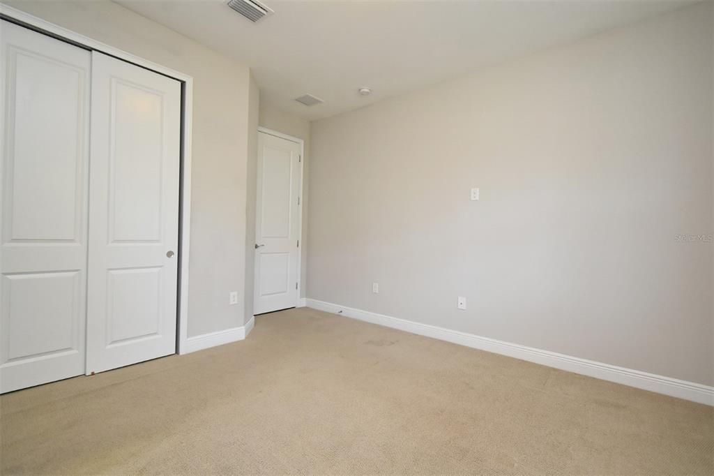 Activo con contrato: $574,000 (3 camas, 2 baños, 1709 Pies cuadrados)