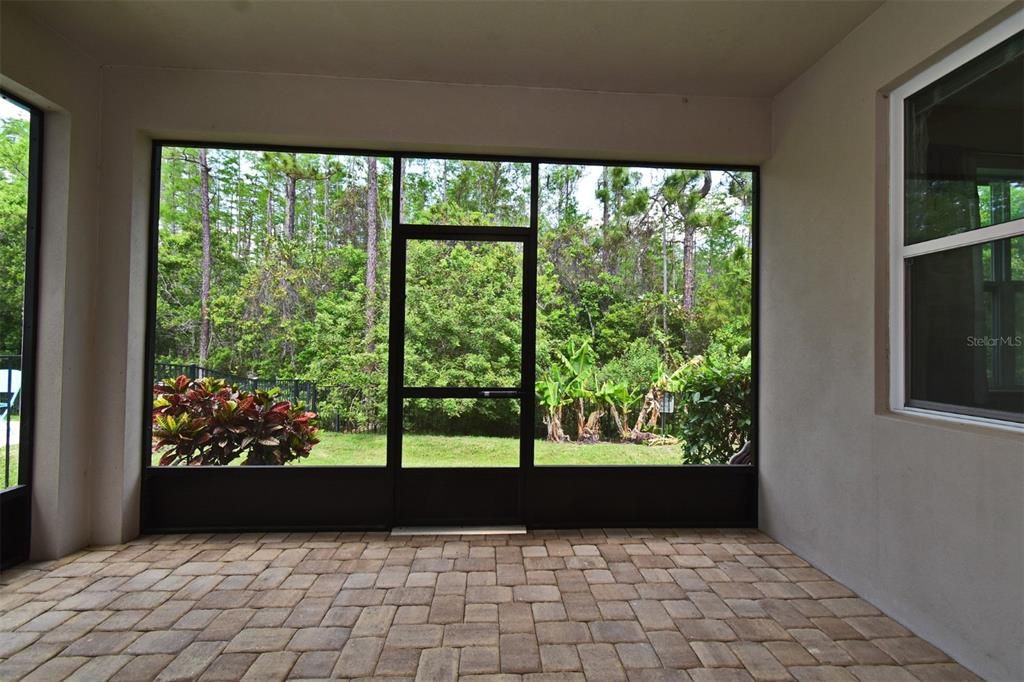 Activo con contrato: $574,000 (3 camas, 2 baños, 1709 Pies cuadrados)