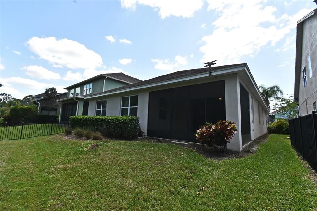 Activo con contrato: $574,000 (3 camas, 2 baños, 1709 Pies cuadrados)