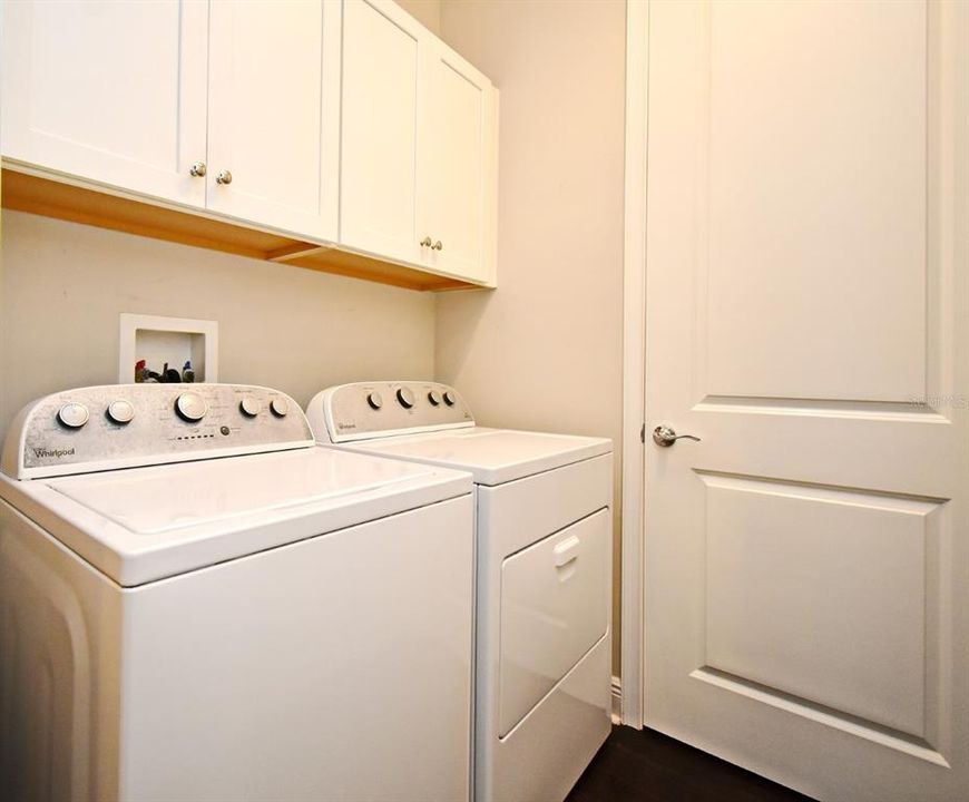 Activo con contrato: $574,000 (3 camas, 2 baños, 1709 Pies cuadrados)