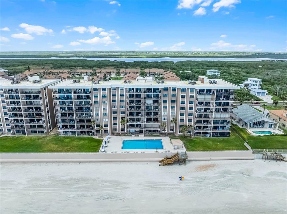 待售: $375,000 (2 贝兹, 2 浴室, 1227 平方英尺)