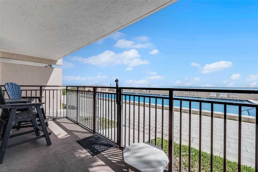 待售: $375,000 (2 贝兹, 2 浴室, 1227 平方英尺)