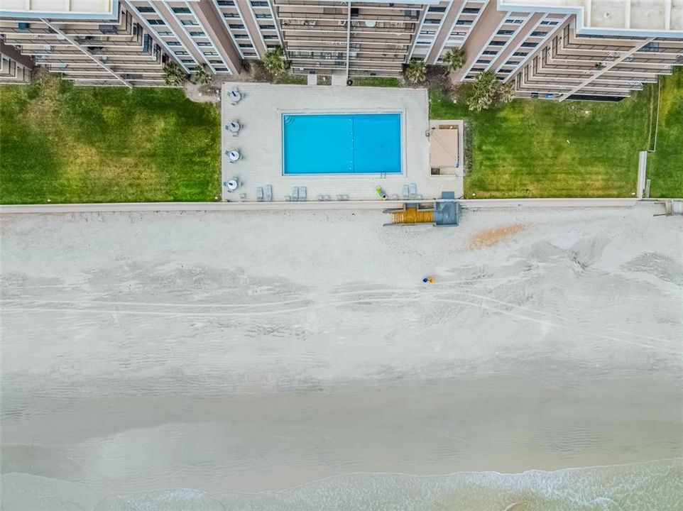 待售: $375,000 (2 贝兹, 2 浴室, 1227 平方英尺)