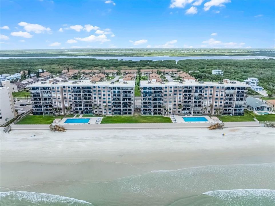 待售: $375,000 (2 贝兹, 2 浴室, 1227 平方英尺)