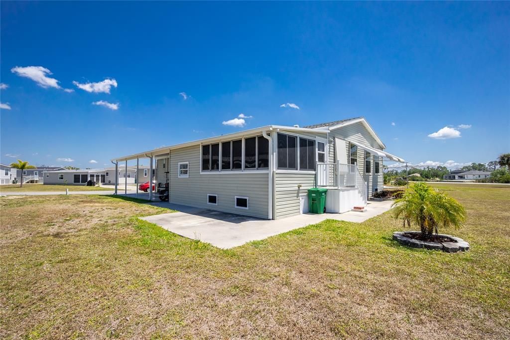 Под контрактом: $249,000 (2 спален, 2 ванн, 1539 Квадратных фут)