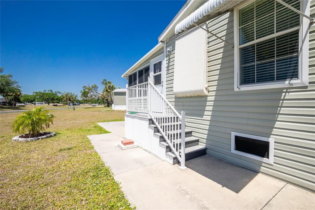 Под контрактом: $249,000 (2 спален, 2 ванн, 1539 Квадратных фут)