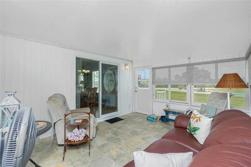 Под контрактом: $249,000 (2 спален, 2 ванн, 1539 Квадратных фут)