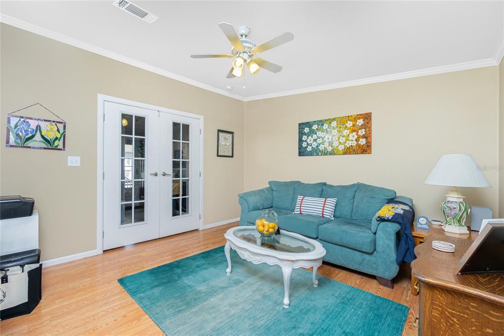 Под контрактом: $249,000 (2 спален, 2 ванн, 1539 Квадратных фут)