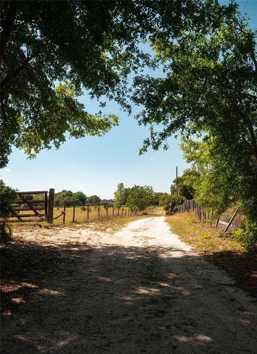 For Sale: $1,659,000 (21.18 acres)