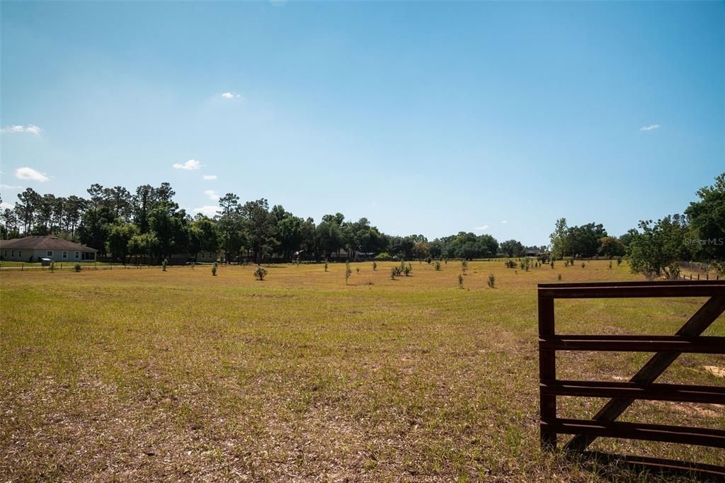 For Sale: $1,659,000 (21.18 acres)