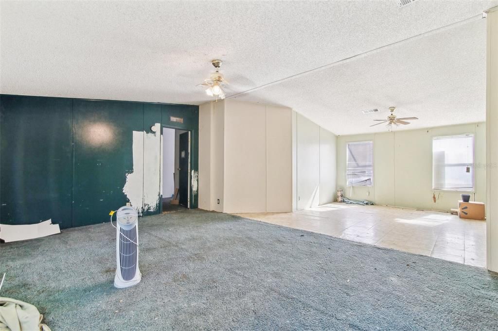 Active With Contract: $115,000 (4 beds, 2 baths, 2052 Square Feet)