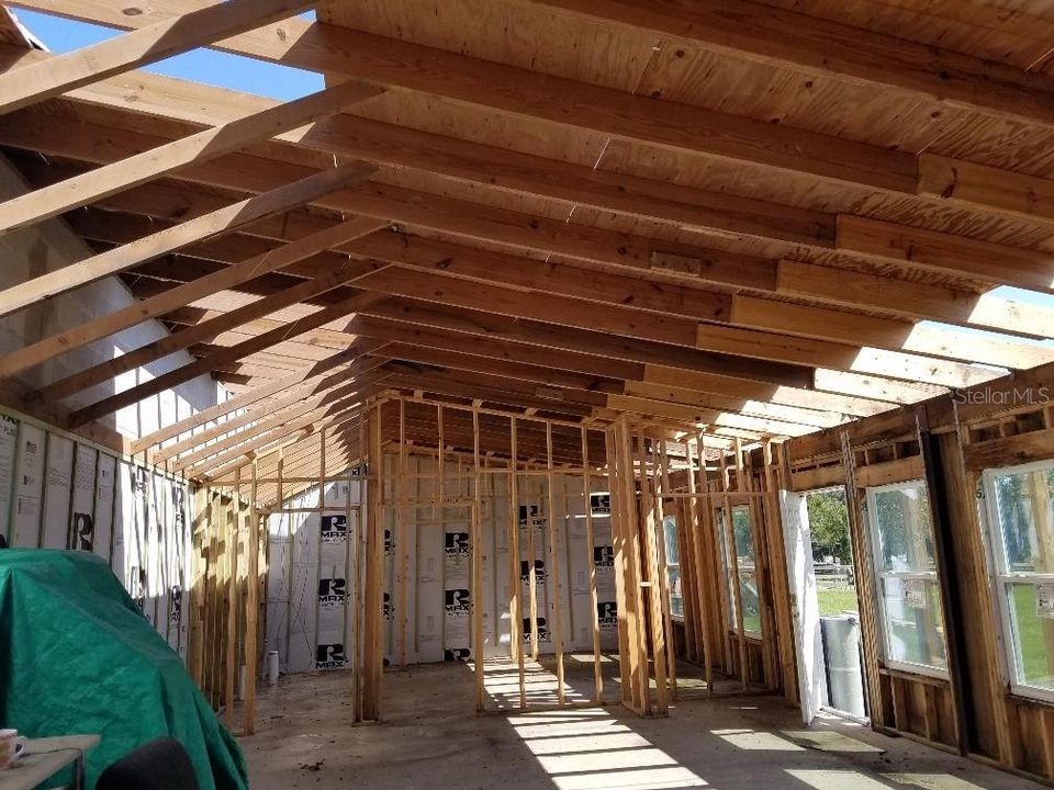 For Sale: $775,000 (1 beds, 1 baths, 1220 Square Feet)