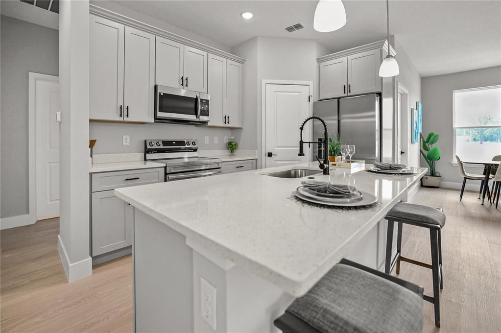 На продажу: $284,999 (4 спален, 2 ванн, 1674 Квадратных фут)