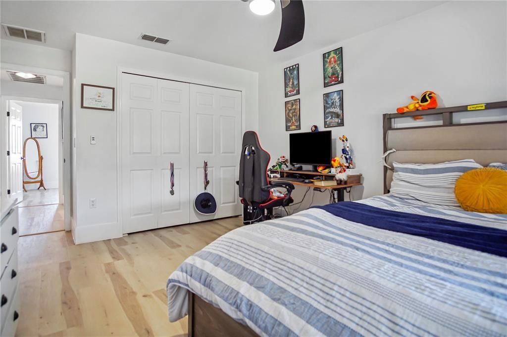 For Rent: $3,595 (4 beds, 2 baths, 2304 Square Feet)