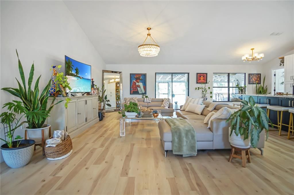 For Rent: $3,595 (4 beds, 2 baths, 2304 Square Feet)