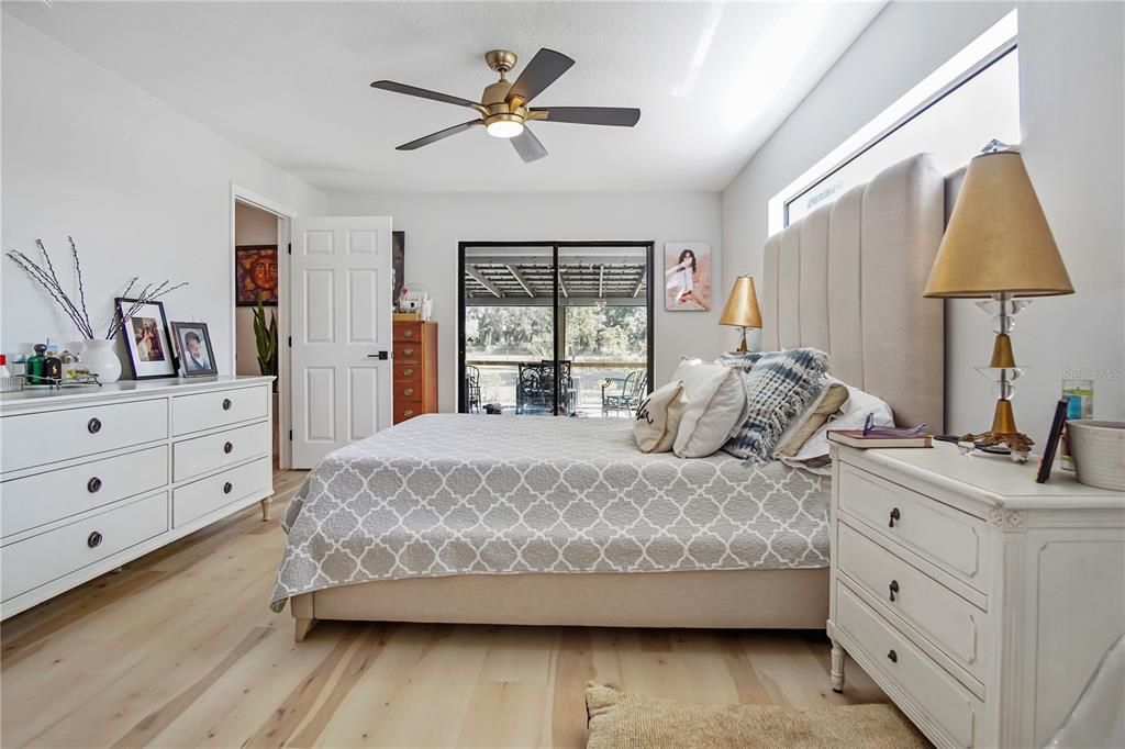 For Rent: $3,595 (4 beds, 2 baths, 2304 Square Feet)